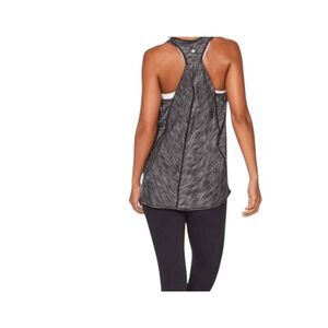 LULULEMON ATHLETICA Essential Tank Heathered Grey Size 6